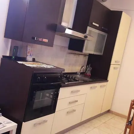 Charming House In + View * 라구사